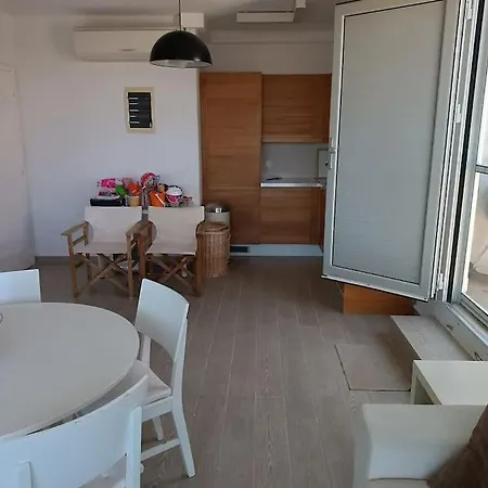 Aegean Dream, Aigeopelagitika, * Posidi