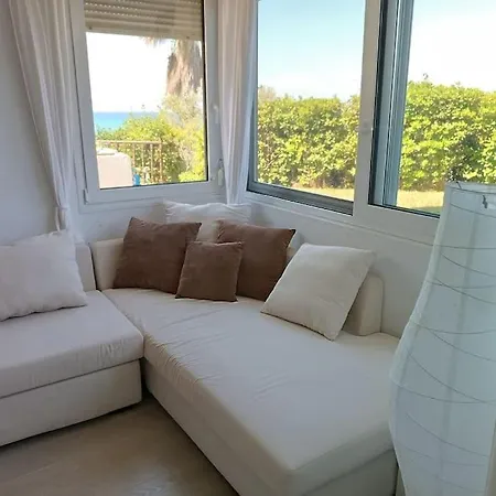 Aegean Dream, Aigeopelagitika, Possidi